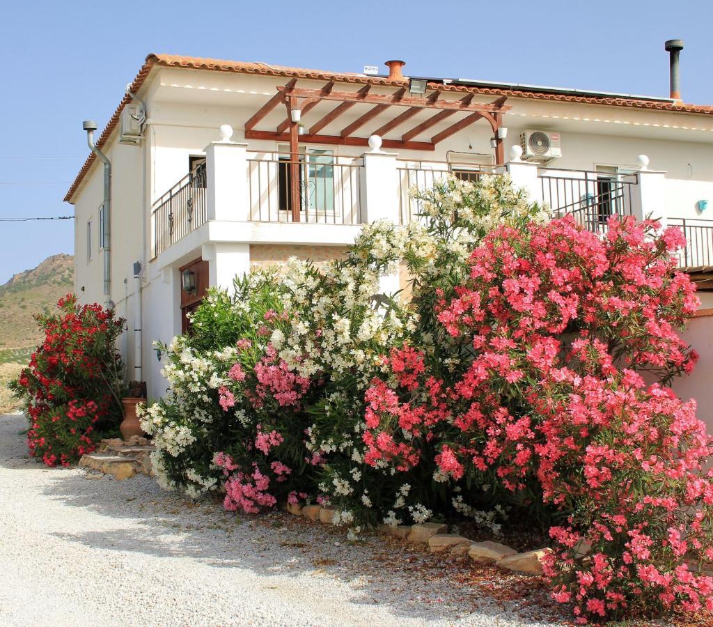 Casa Nuestro Sueno Oria Exterior foto